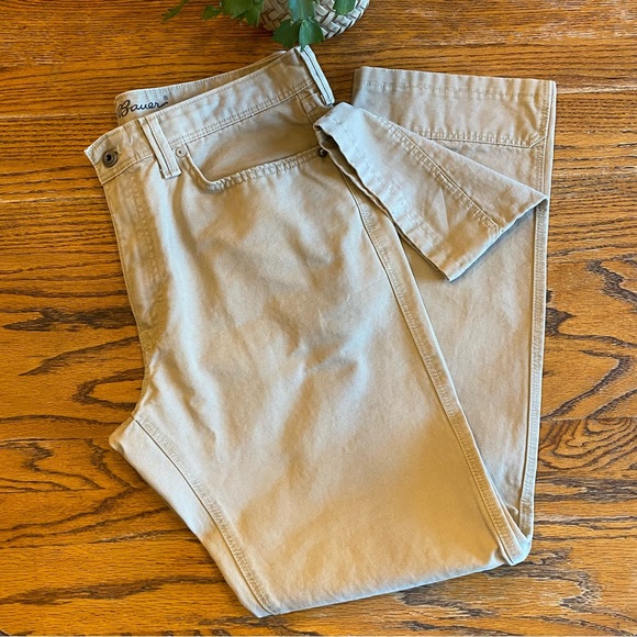 Eddie Bauer NWT Straight Fit Chino Jeans in Tan 35/32 - Picture 2 of 7
